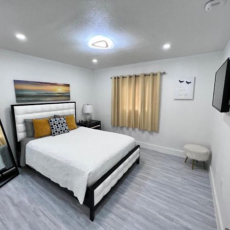 Stylish 2 Bedrooms Apartment By Miami International Airport Exteriör bild