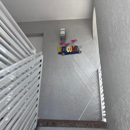 Stylish 2 Bedrooms Apartment By Miami International Airport Exteriör bild